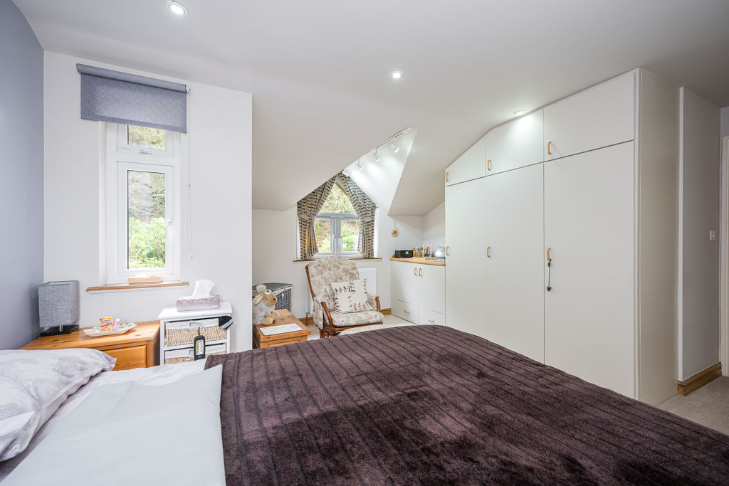 Bedroom- click for photo gallery